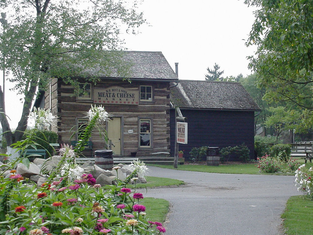 Amish Inn Nappanee Zewnętrze zdjęcie