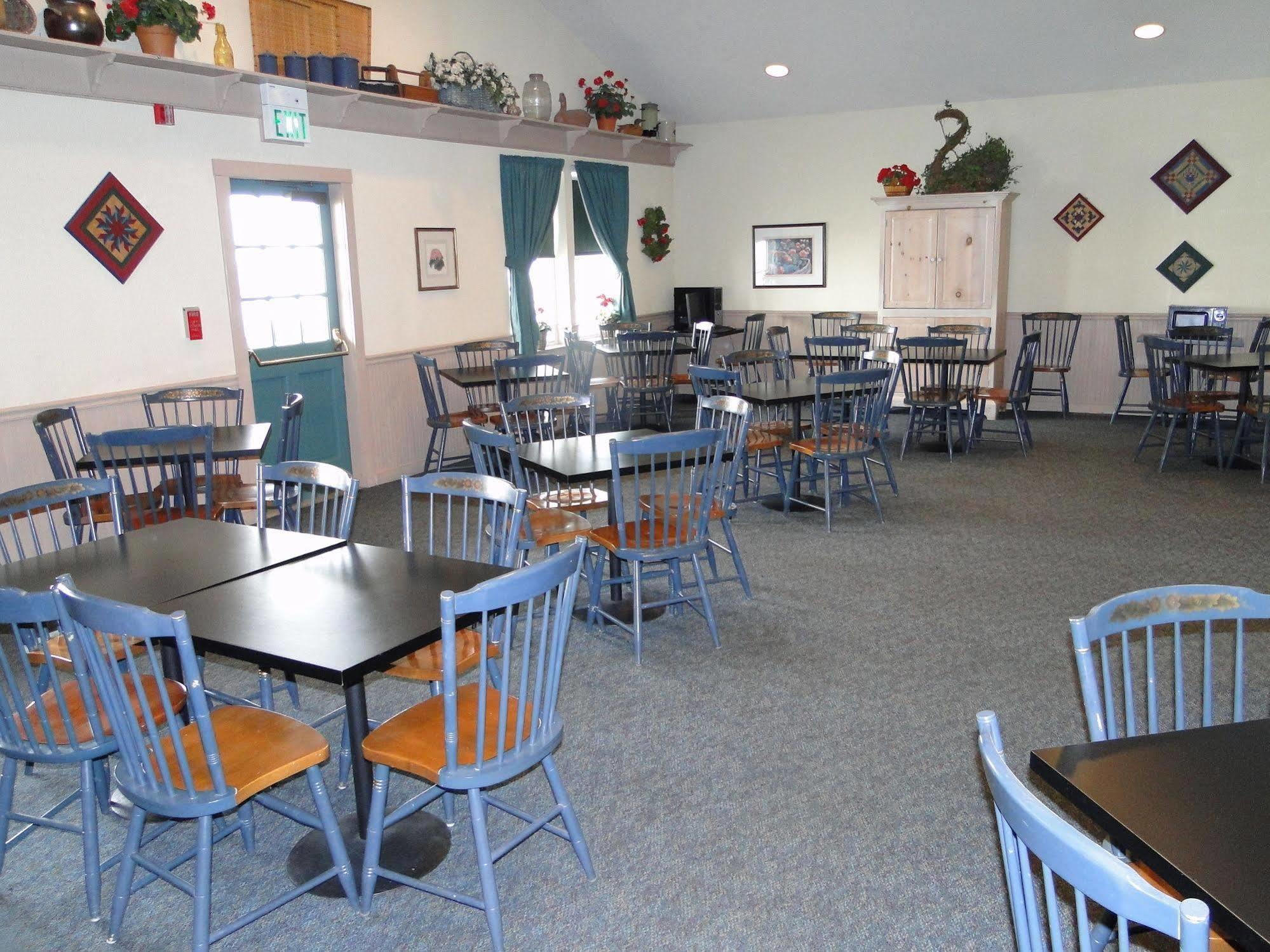 Amish Inn Nappanee Zewnętrze zdjęcie