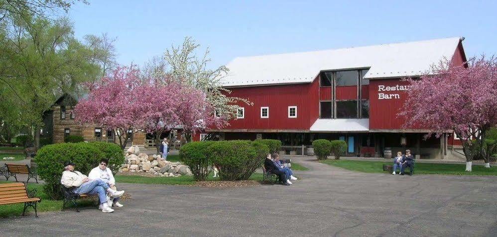 Amish Inn Nappanee Zewnętrze zdjęcie